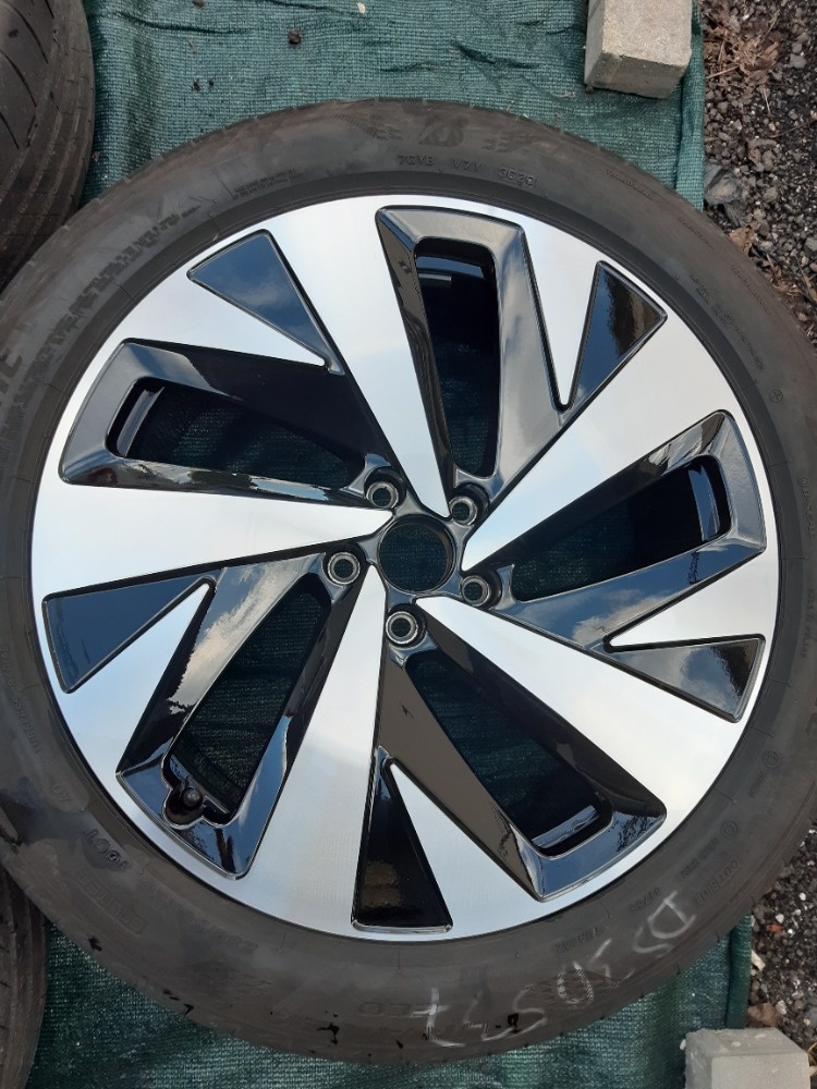 Letní kola Volkswagen ID 4 ID5 R20 Drammen - 3
