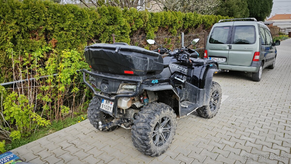 Cf moto x1000