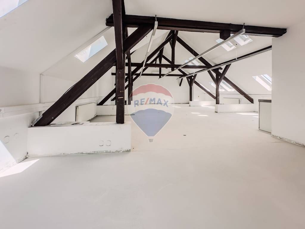 Open space-ateliér-showroom | Horná- Banská Bystrica - 3