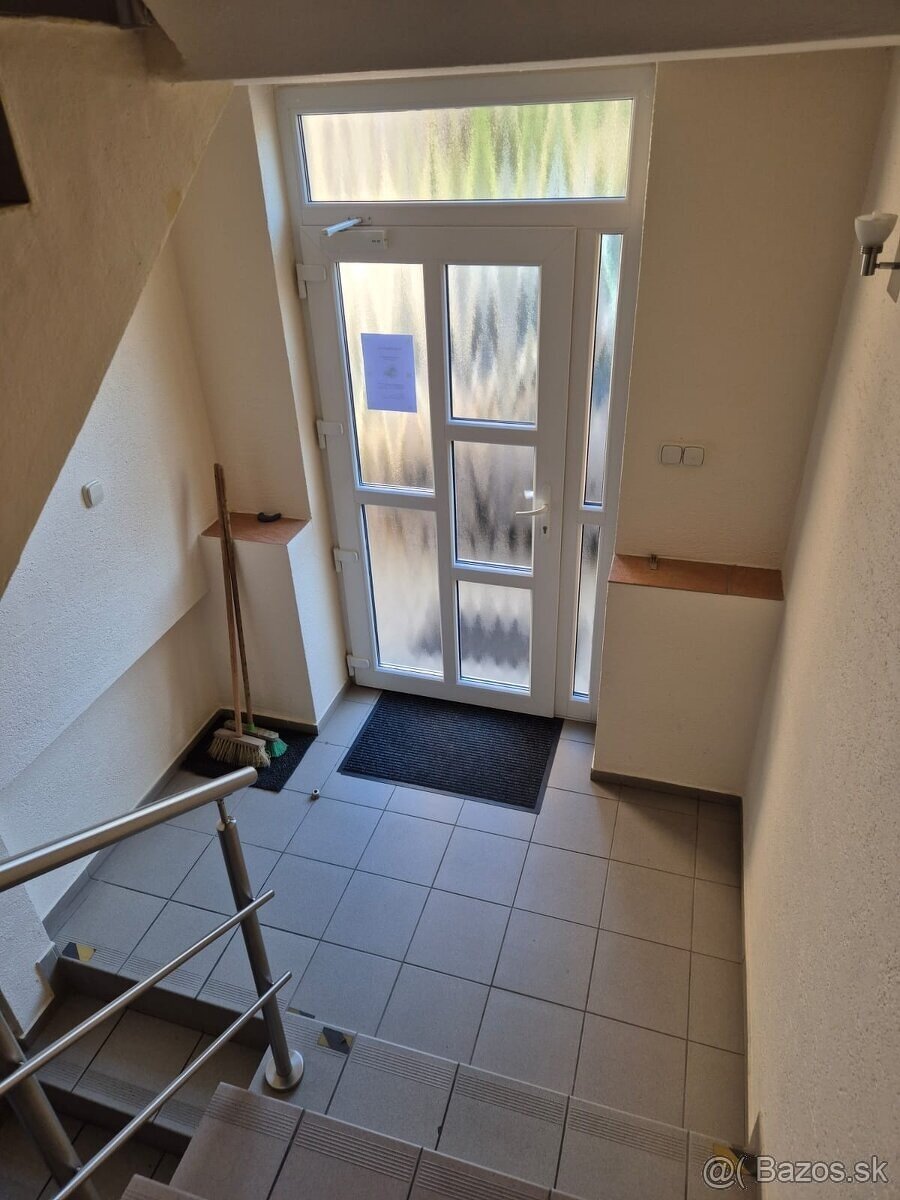 Ponúkam priestory na prenájom - 3