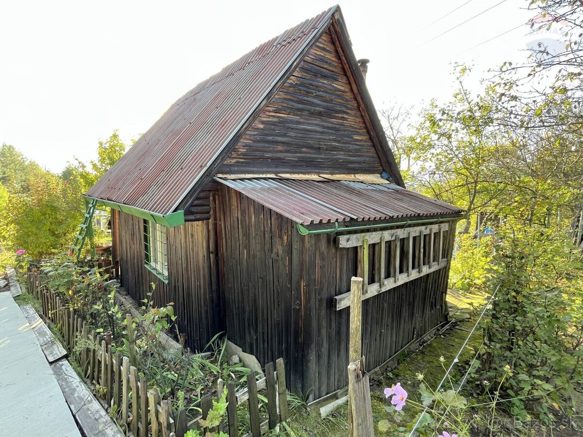 Záhradka s chatkou - osada Flóra - Prievidza - 3