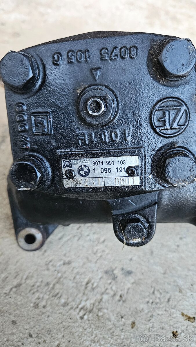 Servo riadenie bmw - 3