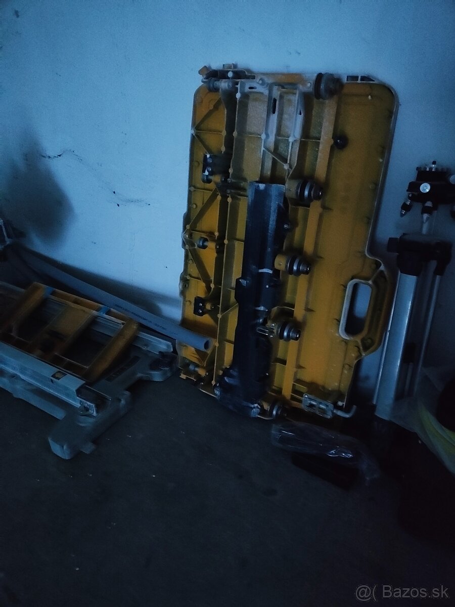 Náradie na obklad - 3