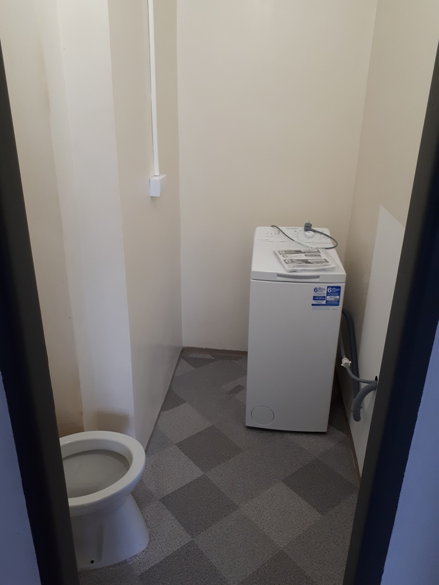 prenajom 2 izb byt BB Fončorda - 3