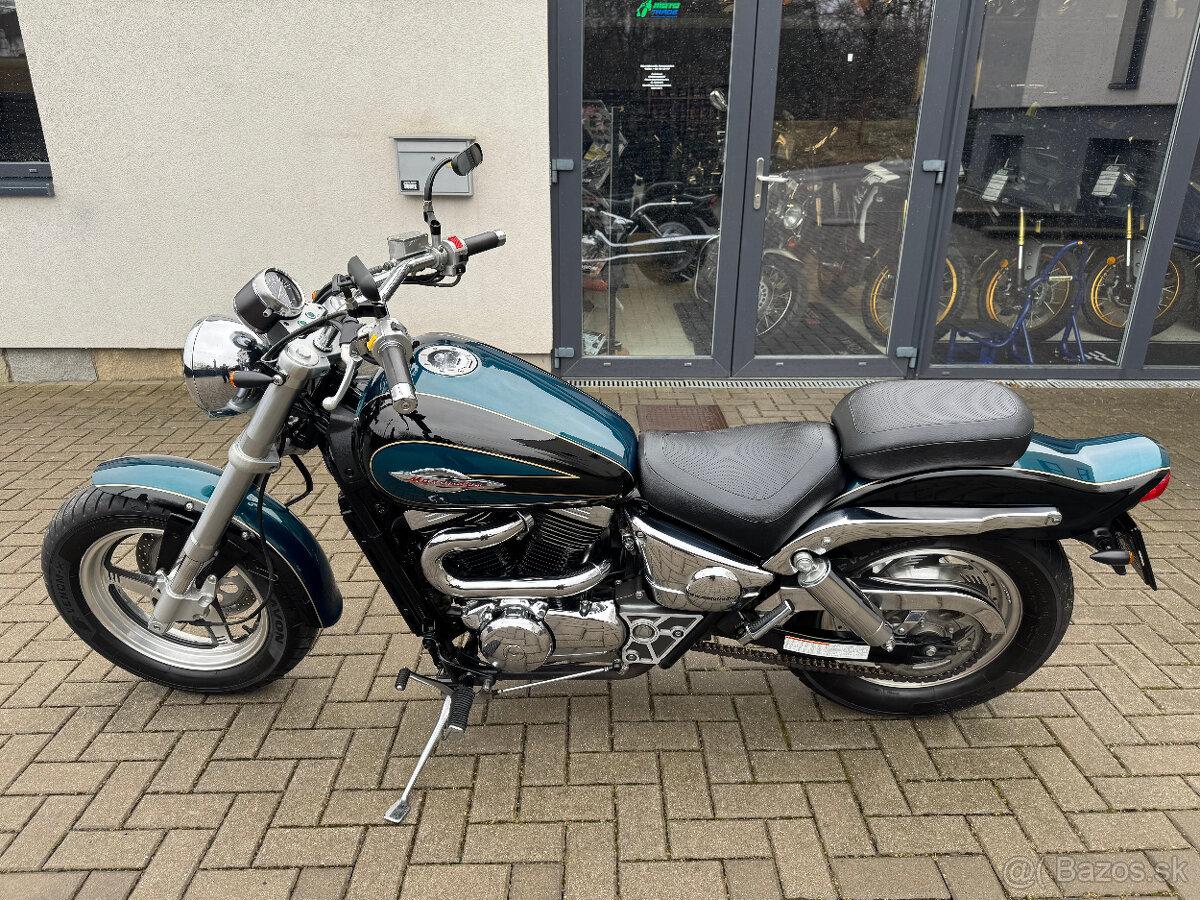 Suzuki VZ 800 Marauder - 3