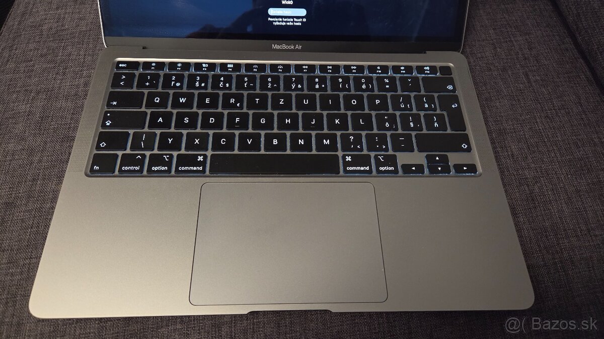 Macbook Air 2020 i3/8GB/256GB Space Gray - 3