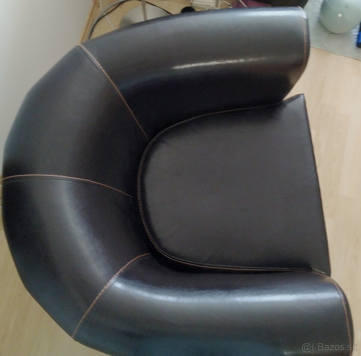 Elegantné kreslo - 3