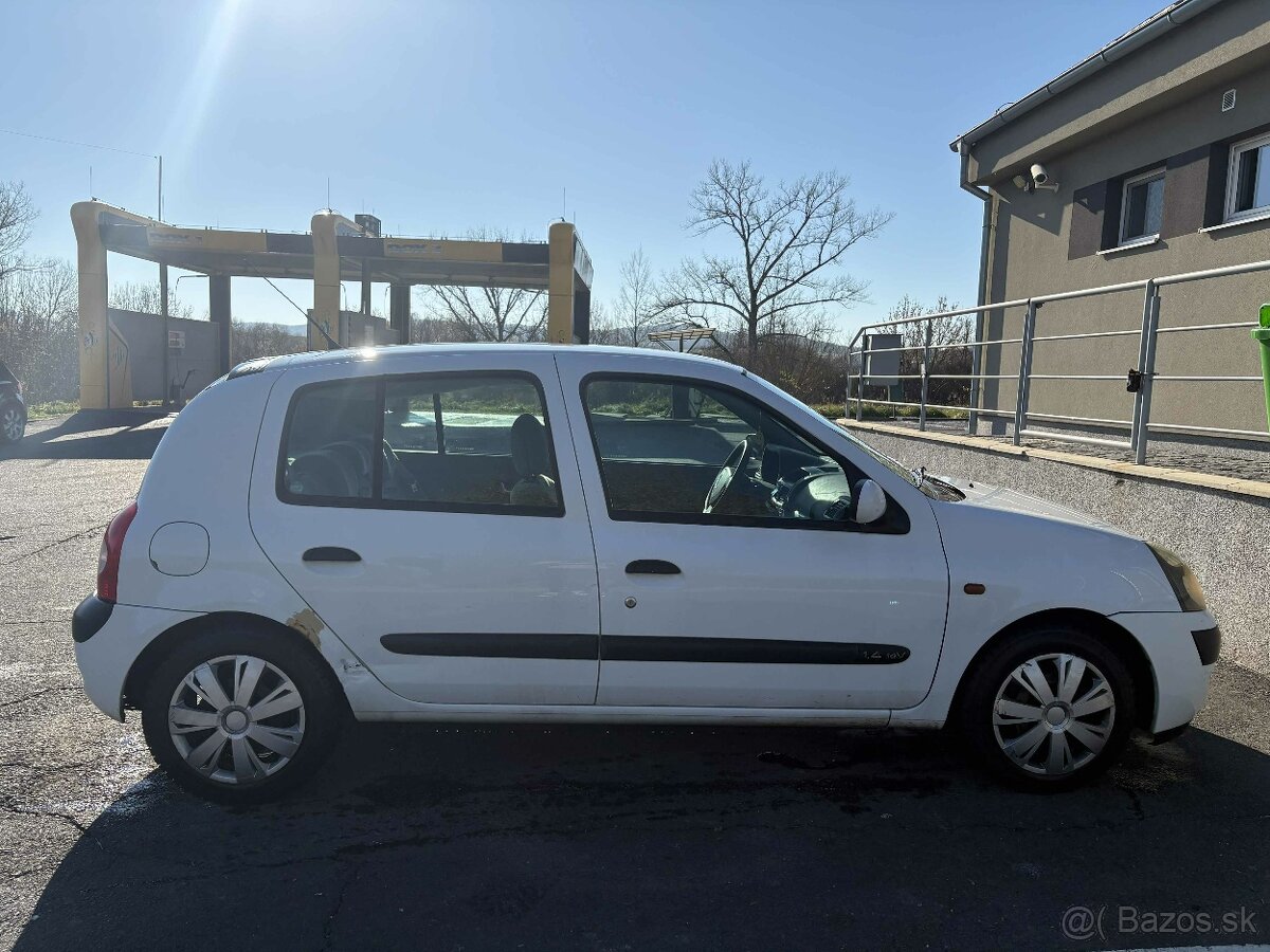 Renault Clio 1.4 16v - 3