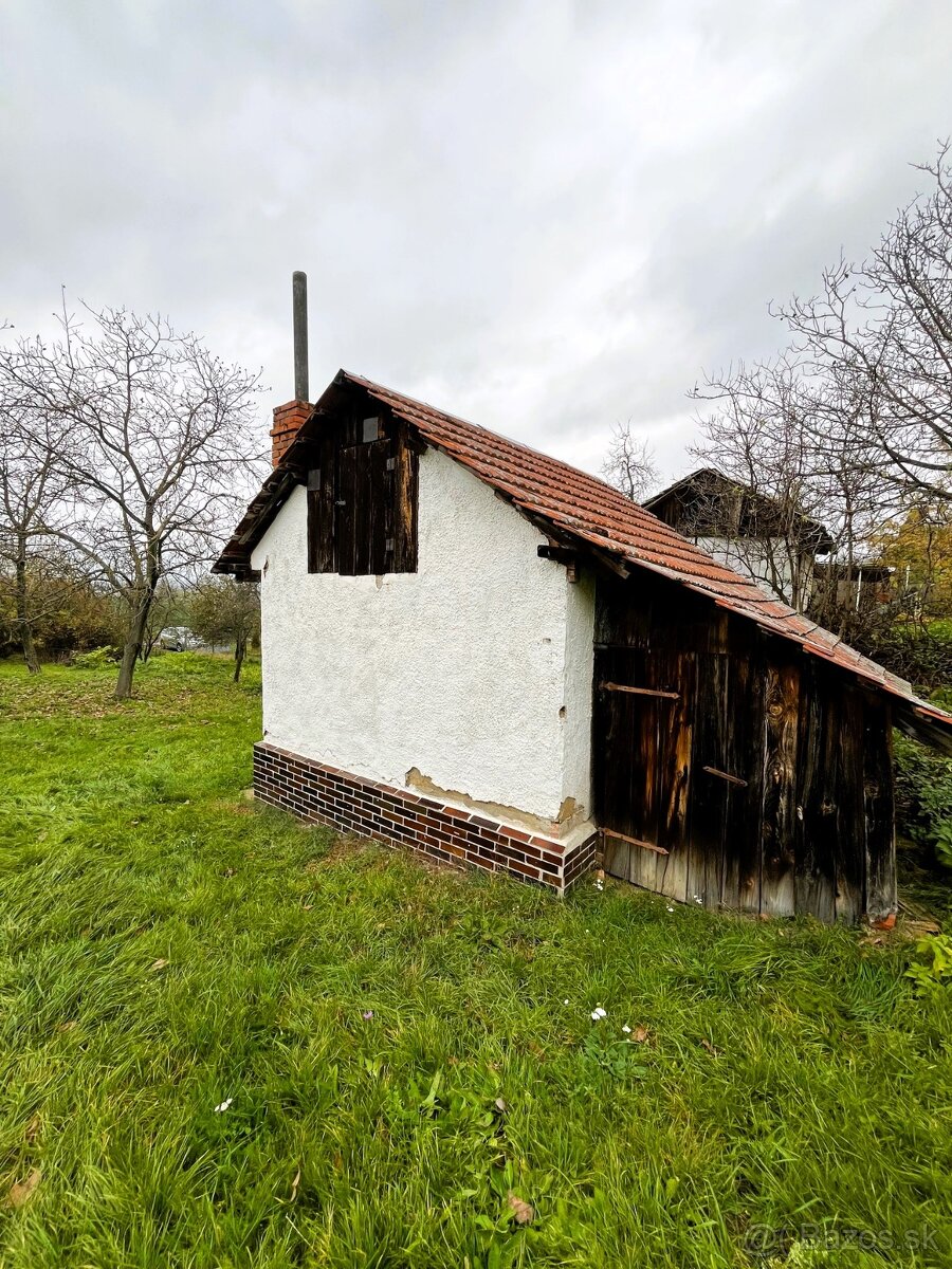 Rekreačný domček so širokým slnečným pozemkom, Staré Levice - 3