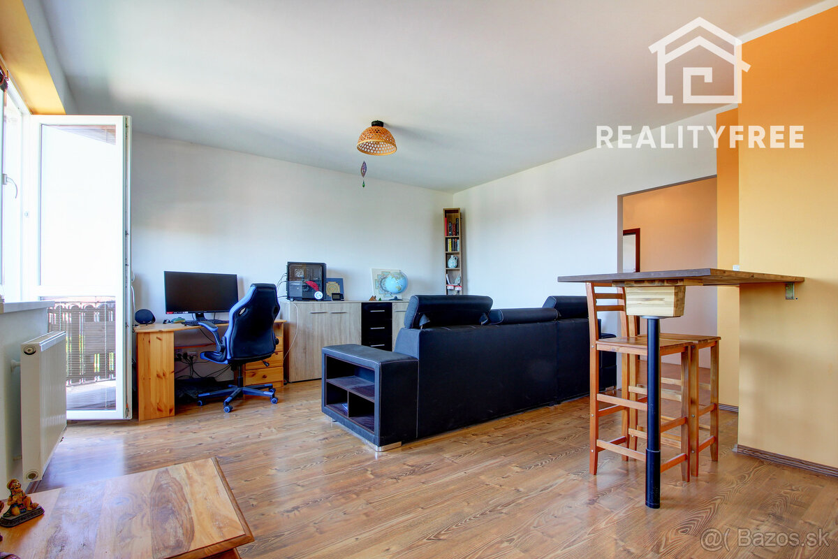 Na predaj: 3 izbový byt 65 m² , Rohovce, okres. Dun. Streda - 3