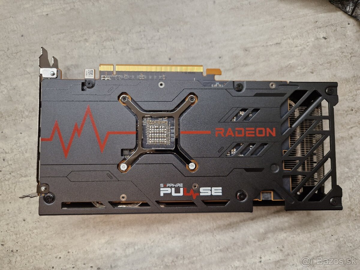 Sapphire Pulse AMD Radeon RX 6600 XT GAMING OC - 3