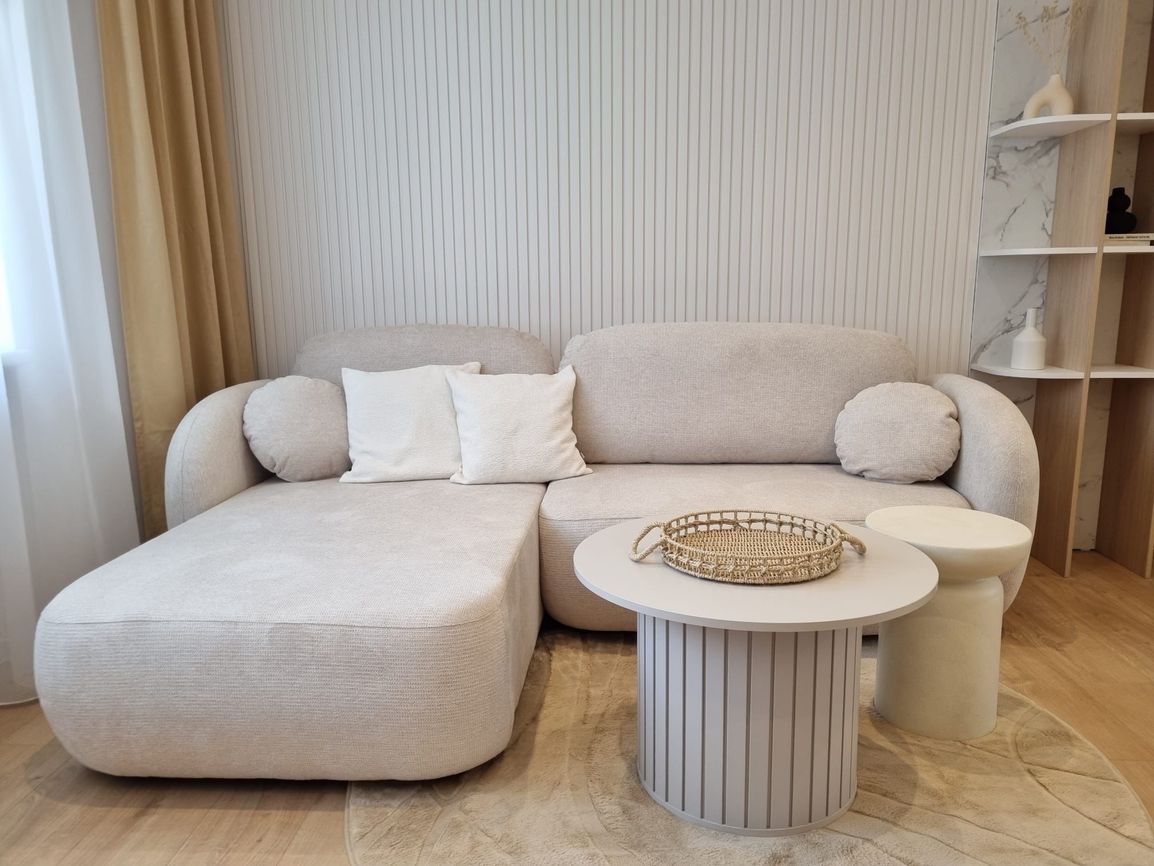 PRENÁJOM – EXKLUZÍVNY, NADŠTANDARDNÝ 2-IZBOVÝ BYT (71 m²) V - 3