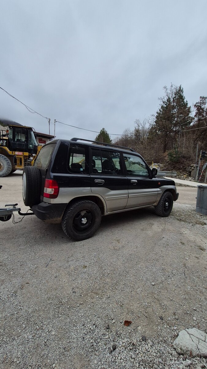 Mitsubishi Pajero Pinin - 3