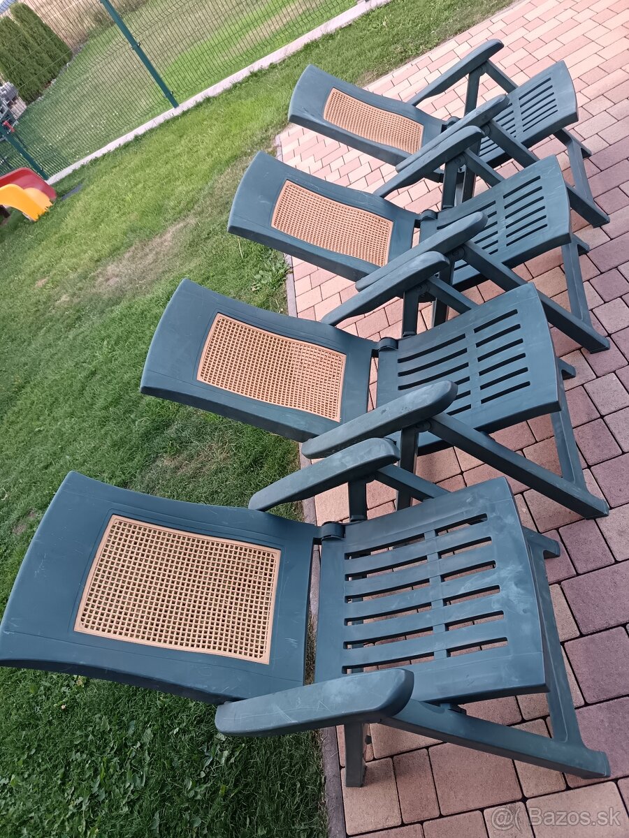 Predám 4 ks záhradné polohovatelne stoličky.... - 3