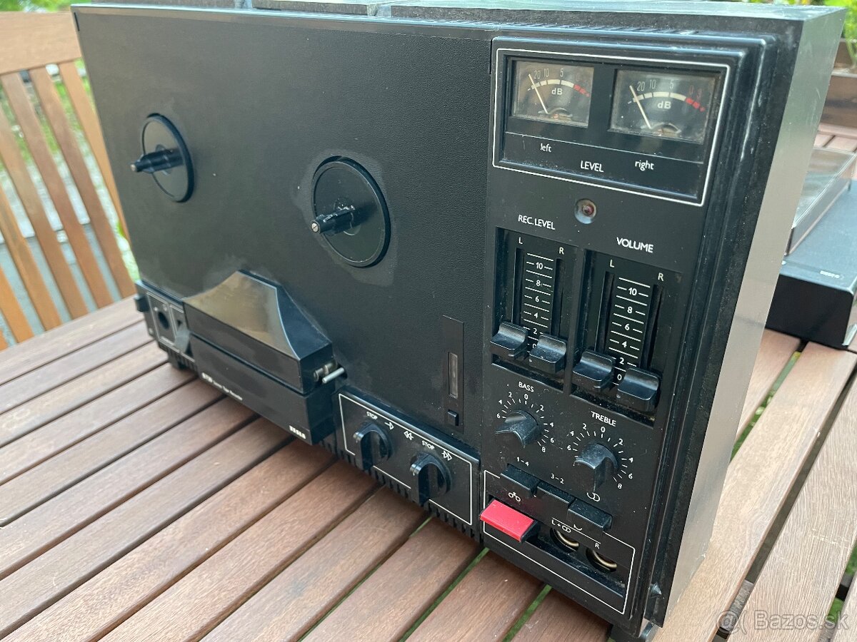 Kotucovy magnetofon Tesla B 730 - 3