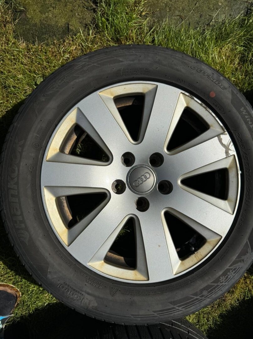 Zimní pneumatiky R16 na Audi - 3