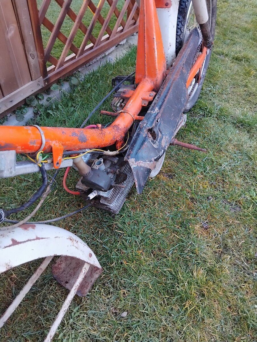 BABETTA 207 JAWA - 3