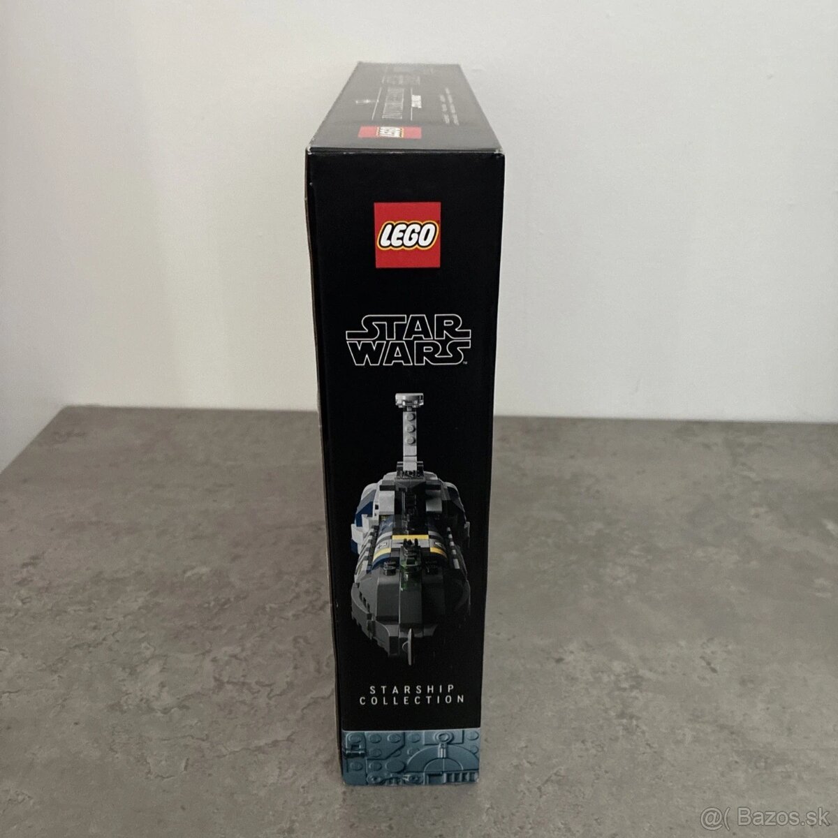 LEGO Star Wars 75377 Invisible Hand - 3