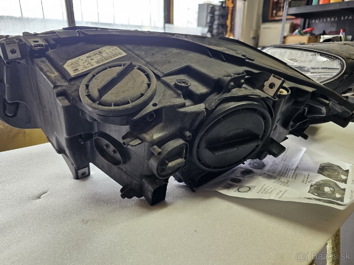 Bmw f10 predné svetlá halogén H7 - 3