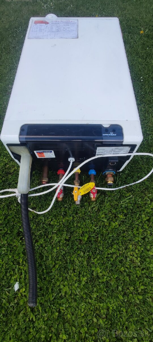 Predám plynový kondenzačny kotol INTERGAS HRE 36/30 - 3
