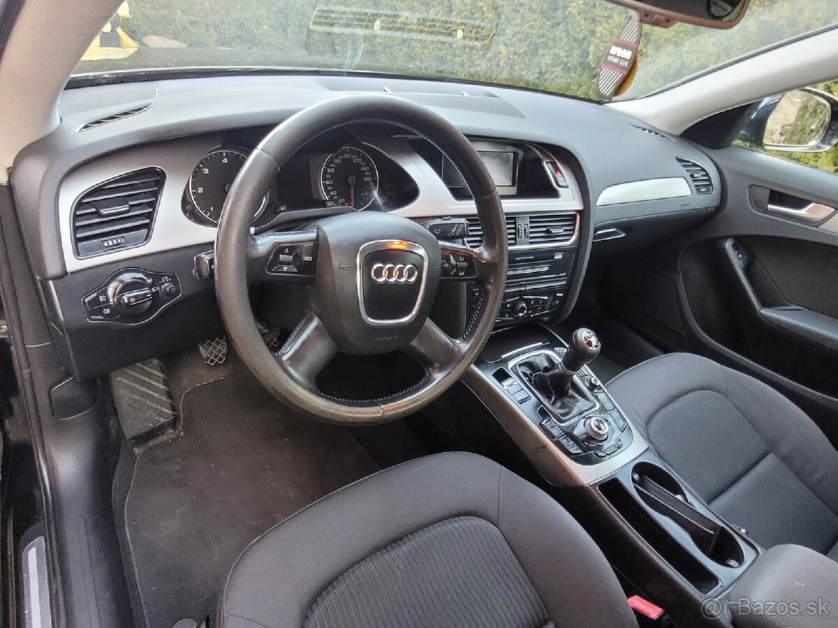 Audi A4,2,0 tdi combi 1 majiteĺ - 3