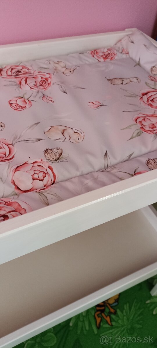 Prebaľovací pult - 3