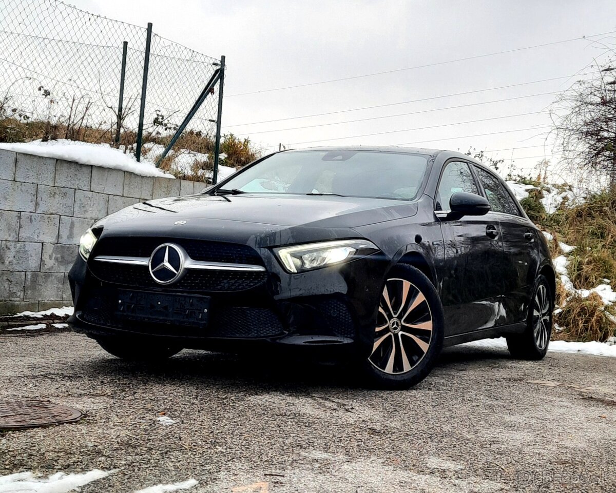 Predám Mercedes-Benz A trieda 250 e /T - 3