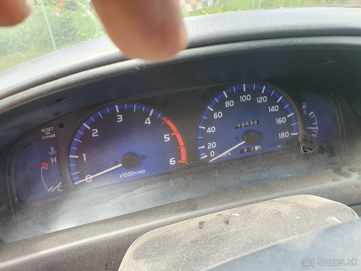 Predám toyotu hilux