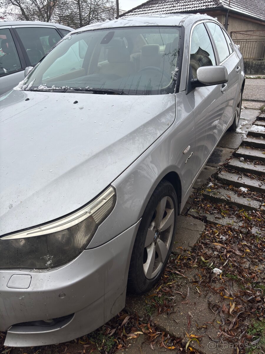 BMW E60 525ix - 3