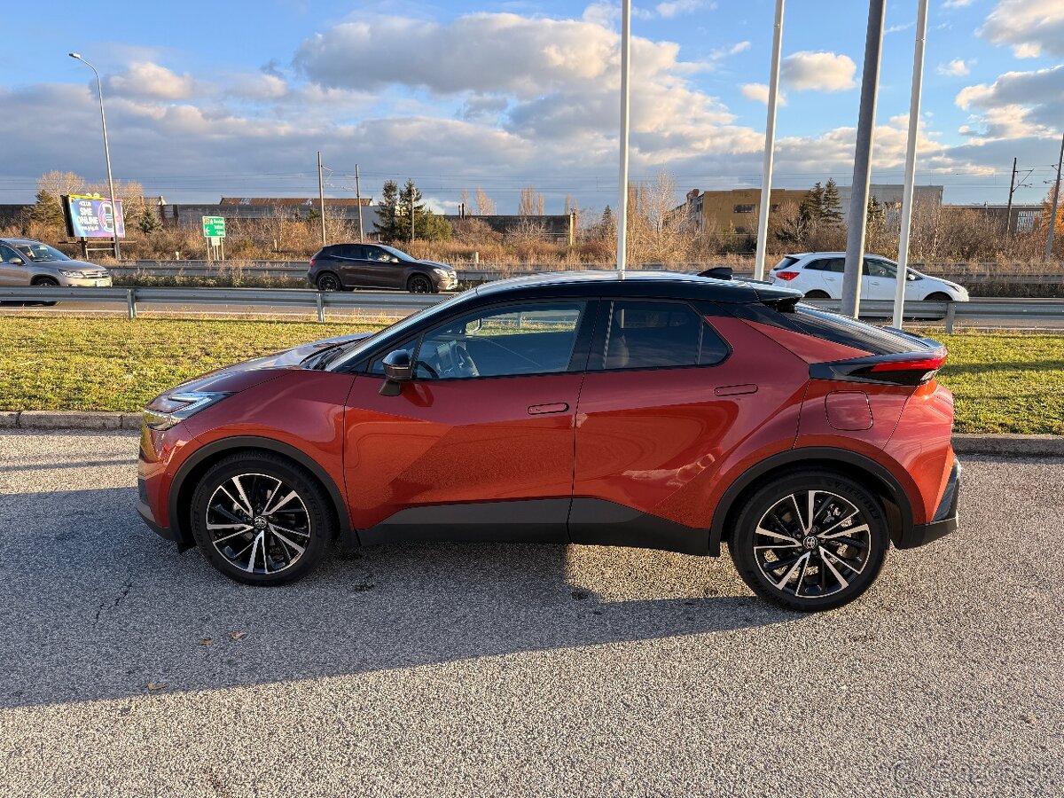 TOYOTA C-HR, 1.8 Hybrid - 3