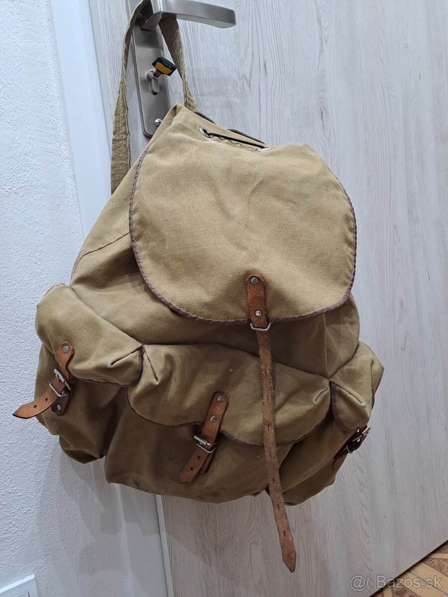 starý ruksak - 3