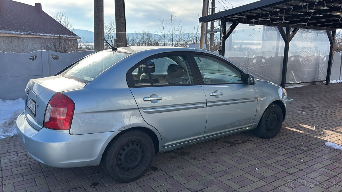 Hyundai Accent 1.5 CRDi, r. 2009 – nová STK - 3