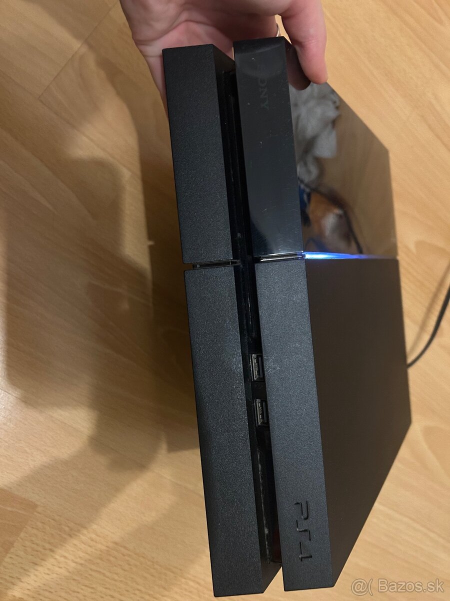 SONY PS4- konzola - 3