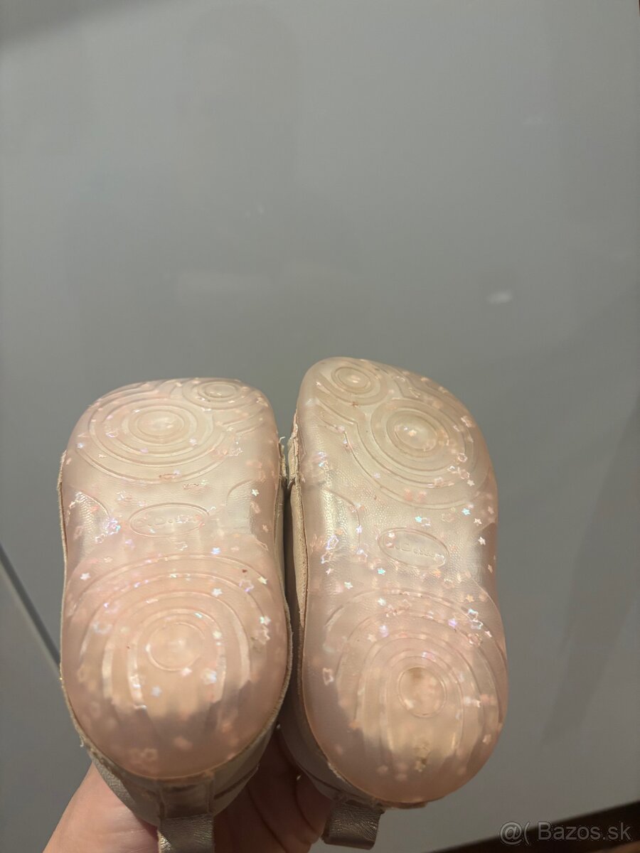 NOVE - D.D.Step topanky velkost 21 - 3