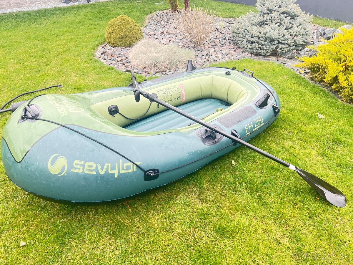 Rybársky čln Fisch Hunter 250+sonar - 3