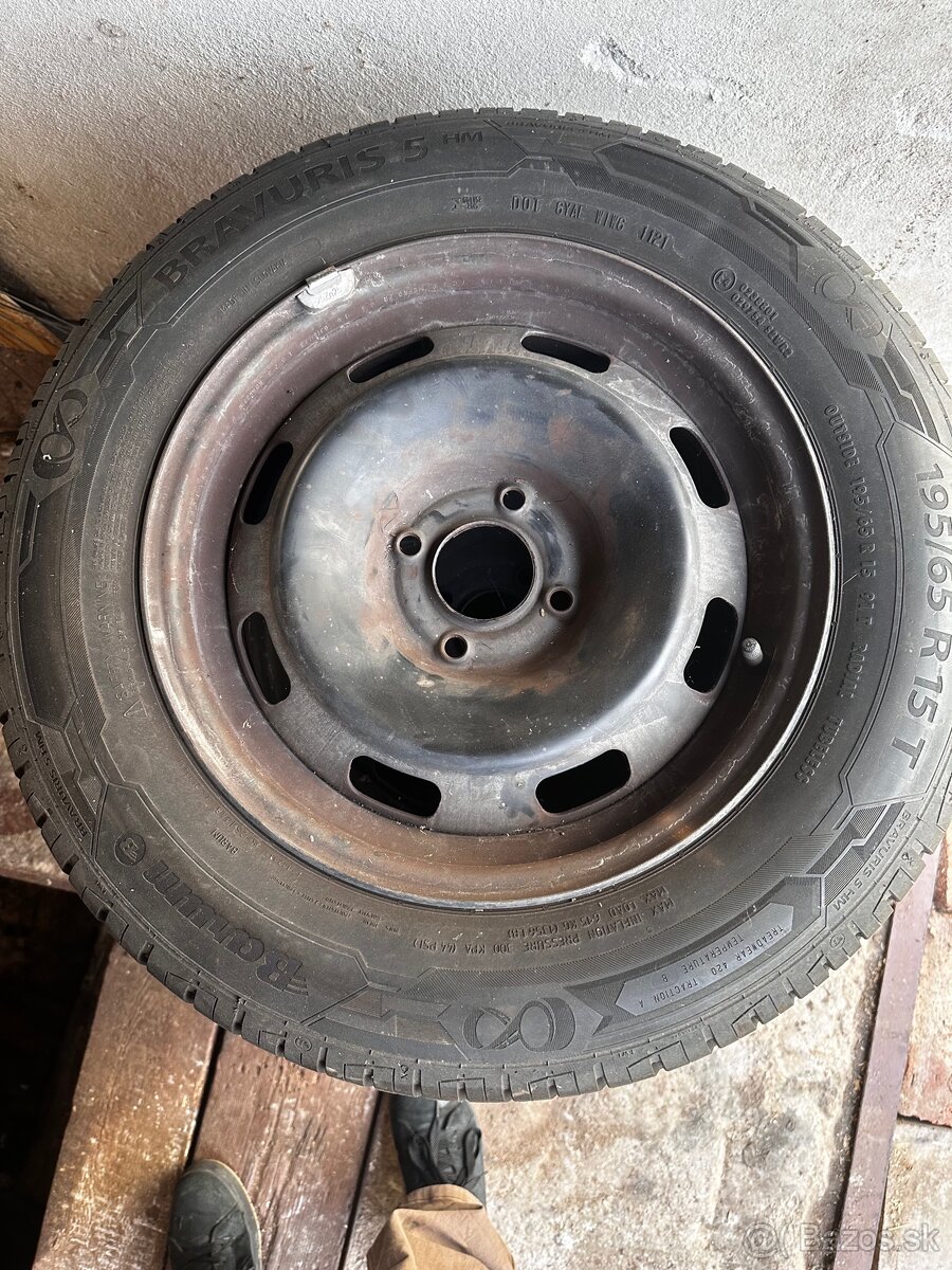 Barum Bravuris 5HM 195/65 R15 - 3