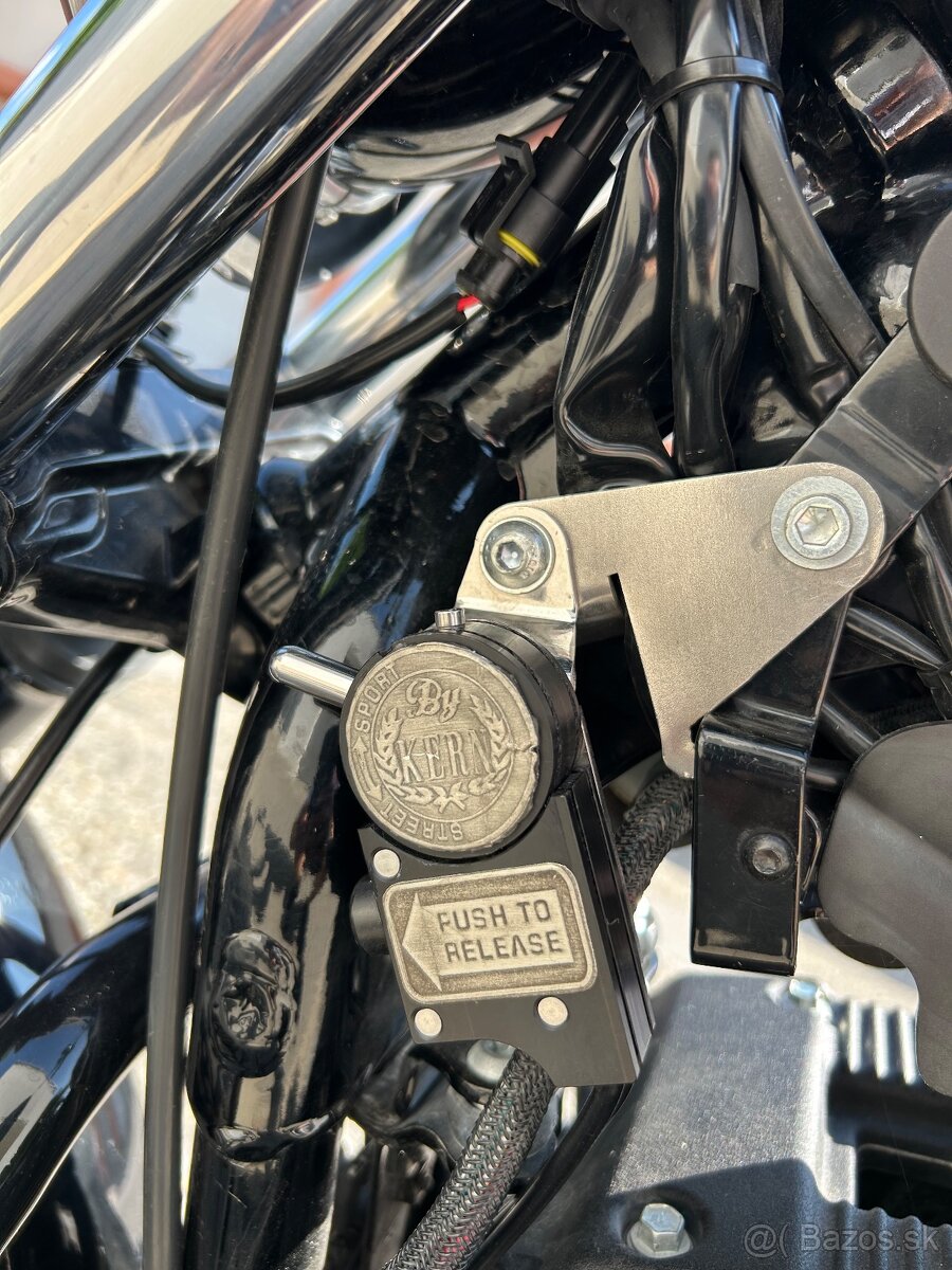 Harley Davidson Sportster 1200 Iron - 3