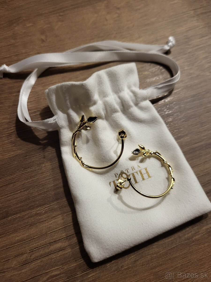 Petra Toth Kruhové náušnice čierny púčik so šípkou - 3