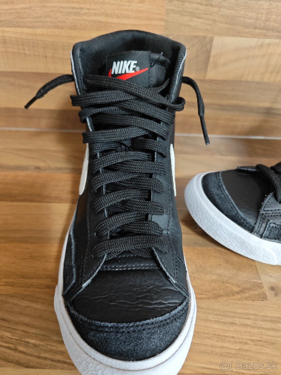 obuv Nike Blazer Mid 77 - 3