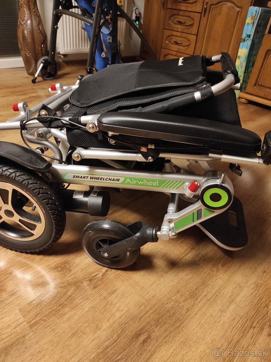 Elektrický invalidný vozík skladací - 3