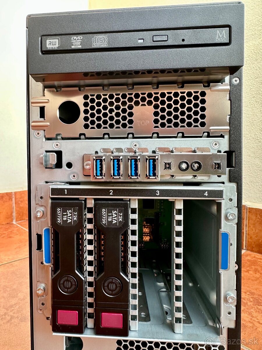 HPE ProLiant ML30 Gen9 Server - 3