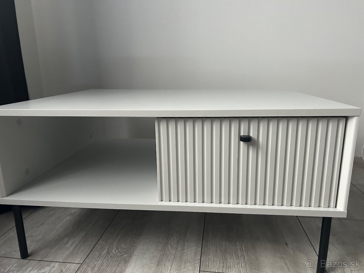 Konferenčný stolík - 3