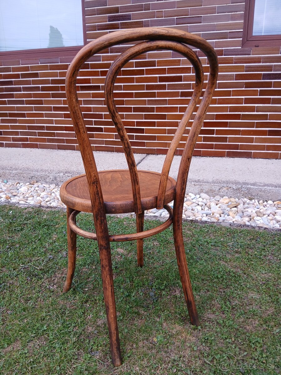 Predam stolicku Thonet - 3