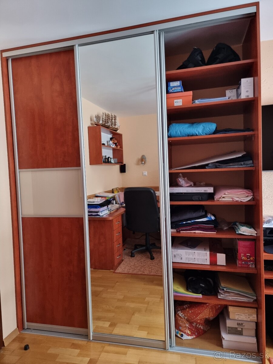 Vstavaná skriňa - 3