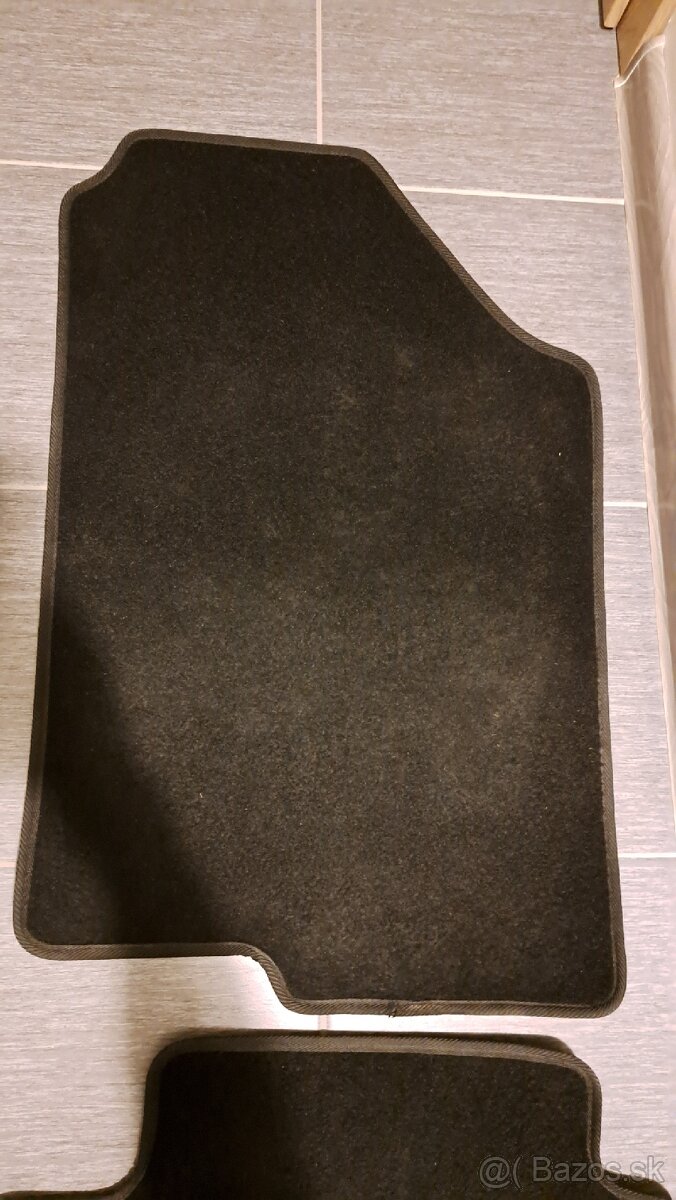 Koberceky do auta Kia sportage - 3