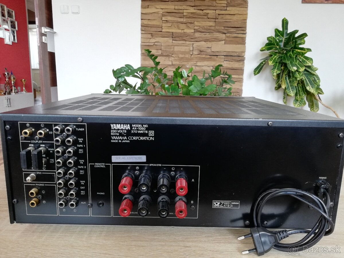 YAMAHA AX 1050 RS - 3