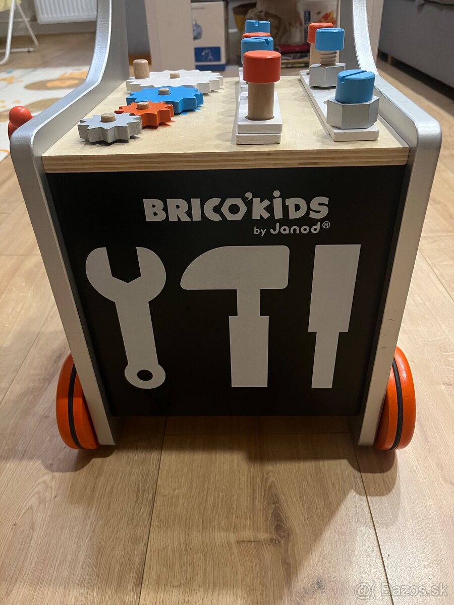 Predám Janod BricoKids chodítko s náradím - 3
