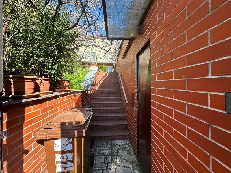 8izb. RD, Staré Mesto - BA I. pod Bôrikom - 3