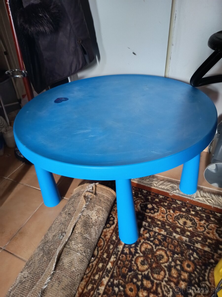 Predám detský plastový stol - 3