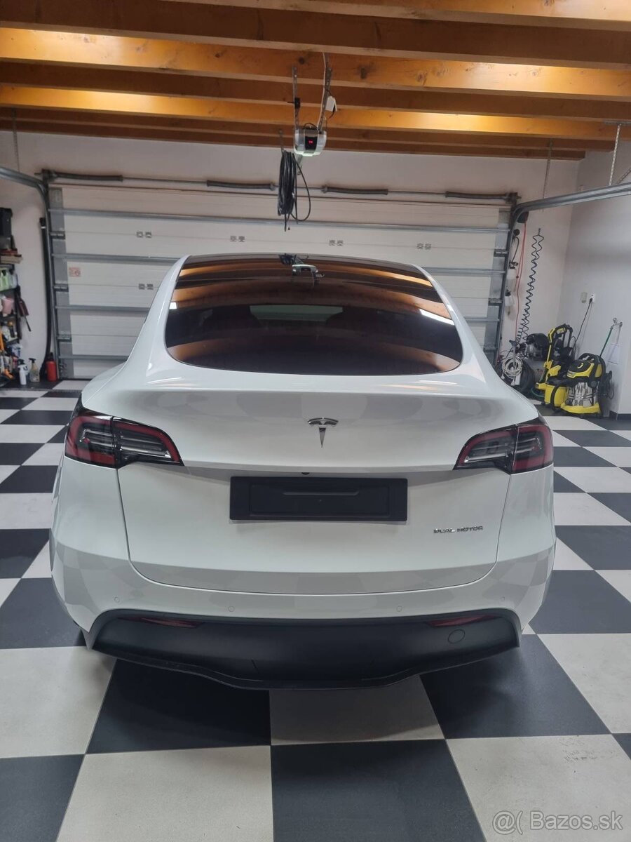Tesla Model Y Long Range Dual Motor - 3